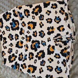 Noire Blanc Active Wear Biker Shorts  Leopard Print